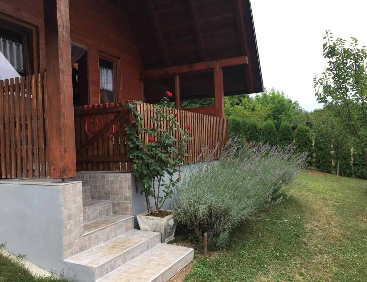 Holiday Home Nemo Bihać Eksteriør billede