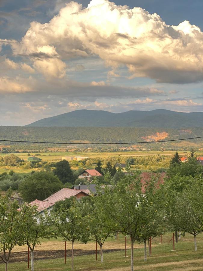 Holiday Home Nemo Bihać Eksteriør billede